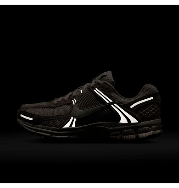 Кросівки жіночі Nike Zoom Vomero 5 (HQ0458-200) HQ0458-200-38.5 фото