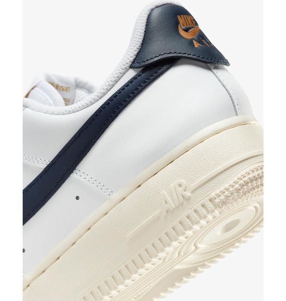 Кросівки жіночі Nike Air Force 1 '07 Flyease (HJ9122-100) HJ9122-100 фото