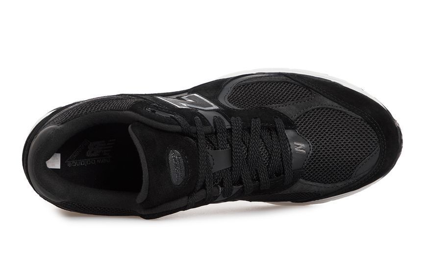 Кросівки чоловічі New Balance 2002R (M2002RBK) M2002RBK-42.5 фото
